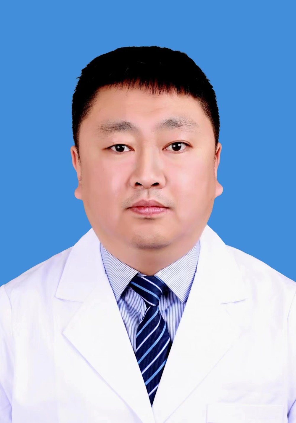 副主任医师 陈东